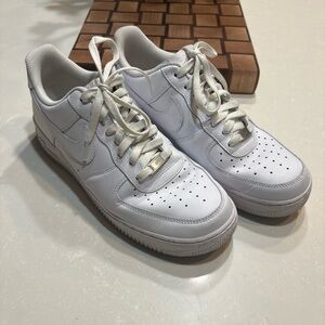Nike Men's White Sneakers